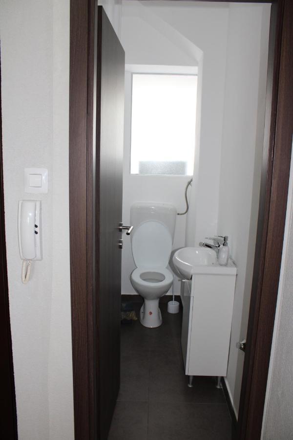 Apartman Lovro Rijeka Exteriör bild